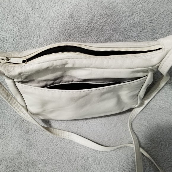 👜Real Leather cream colored purse - Picture 4 of 9